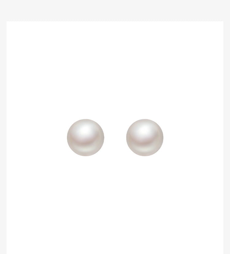 Natural Freshwater Pearl Stud Earrings