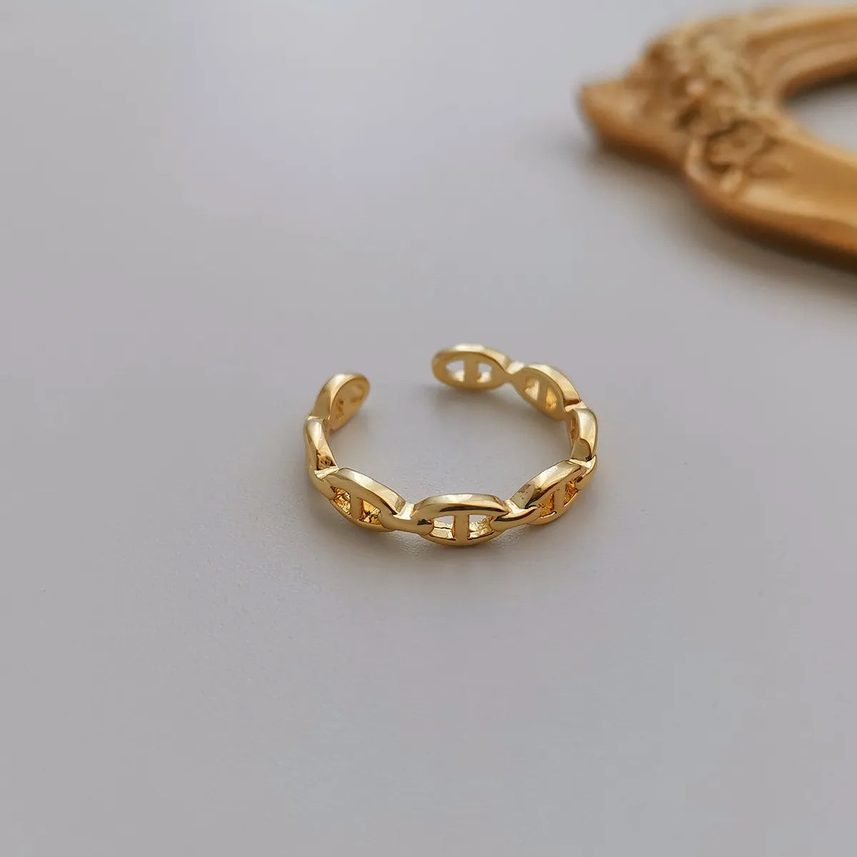 Minimalist Chain Ring - Gold Tone Open Band