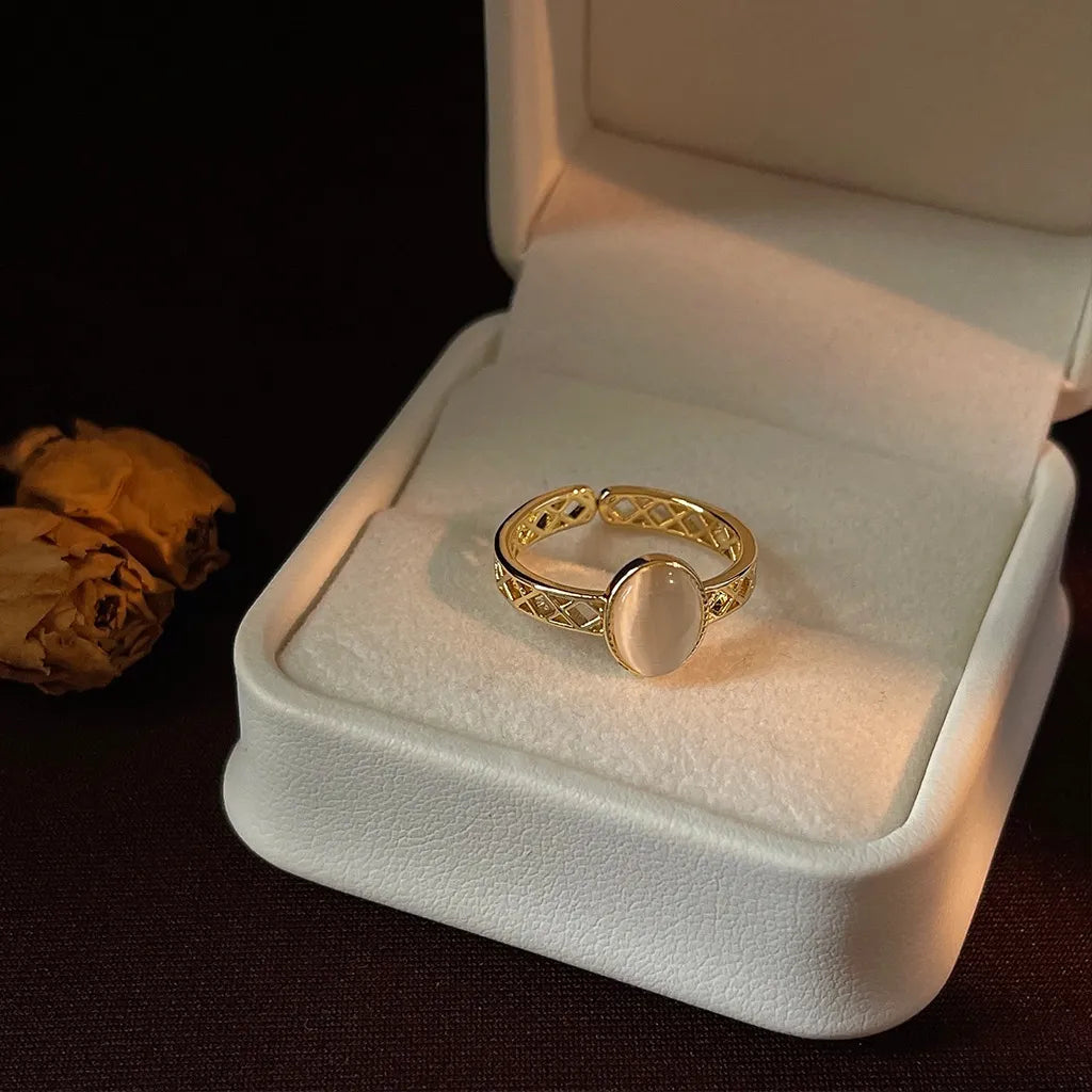 White Moonstone Cat's Eye Ring