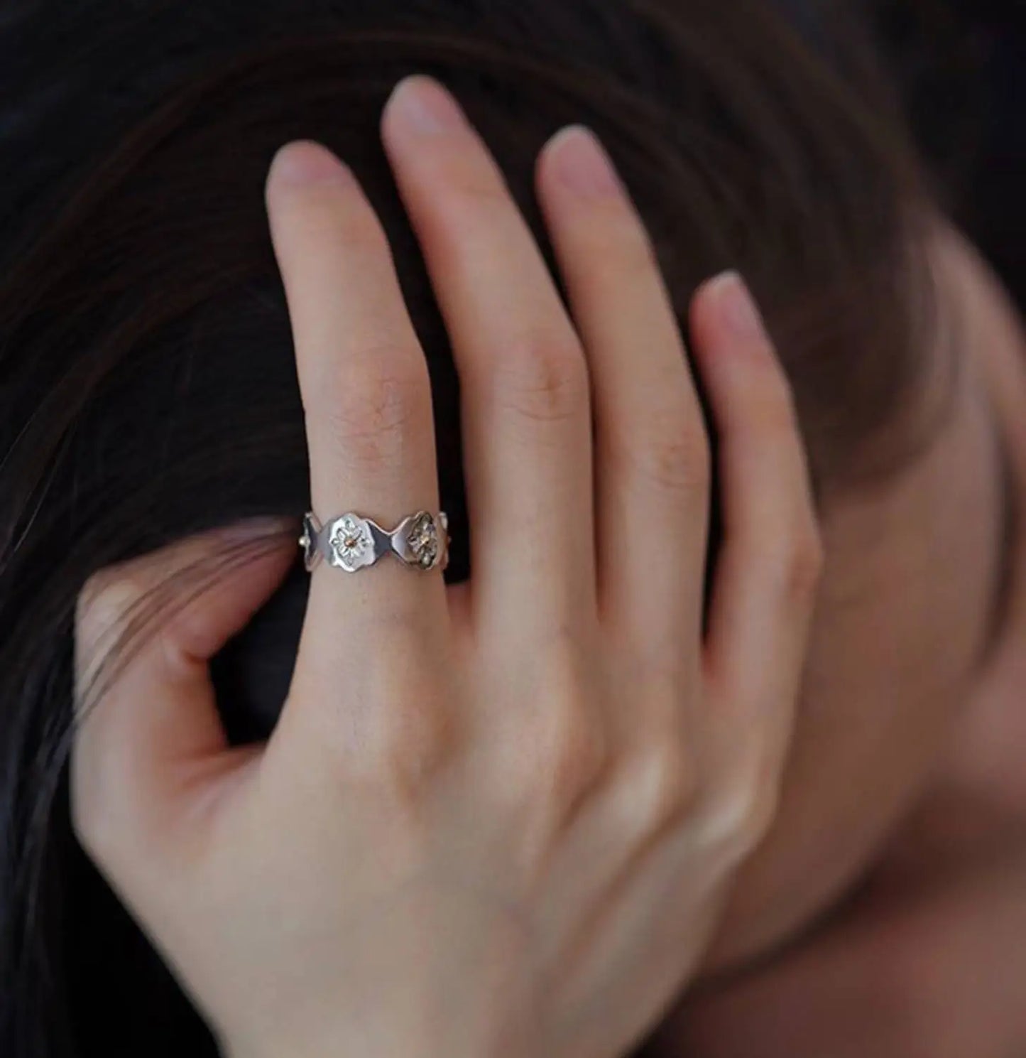 Retro Daisy Silver Ring