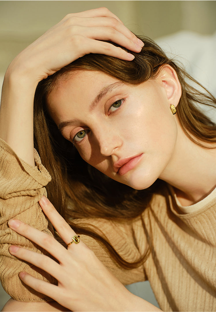 Minimalist Gold Hoop Earrings