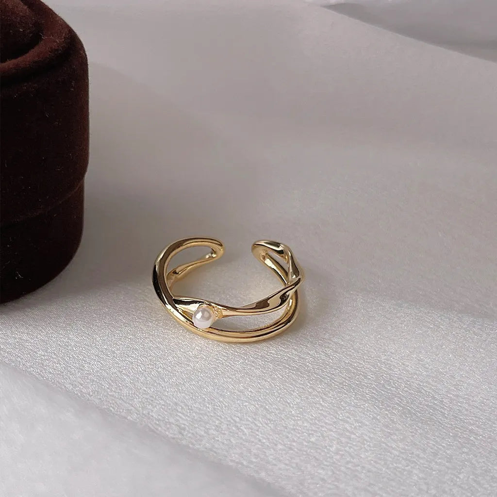 Geometric Pearl Cross Ring