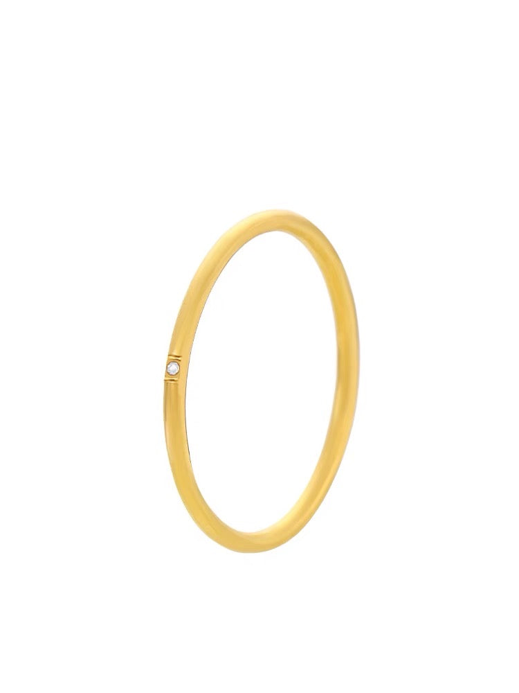 Ultra-Thin Gold-Plated Zirconia Ring