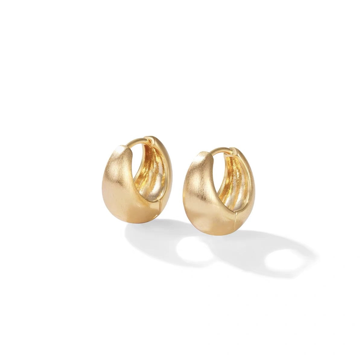 Geometric Hoop Ear Cuff