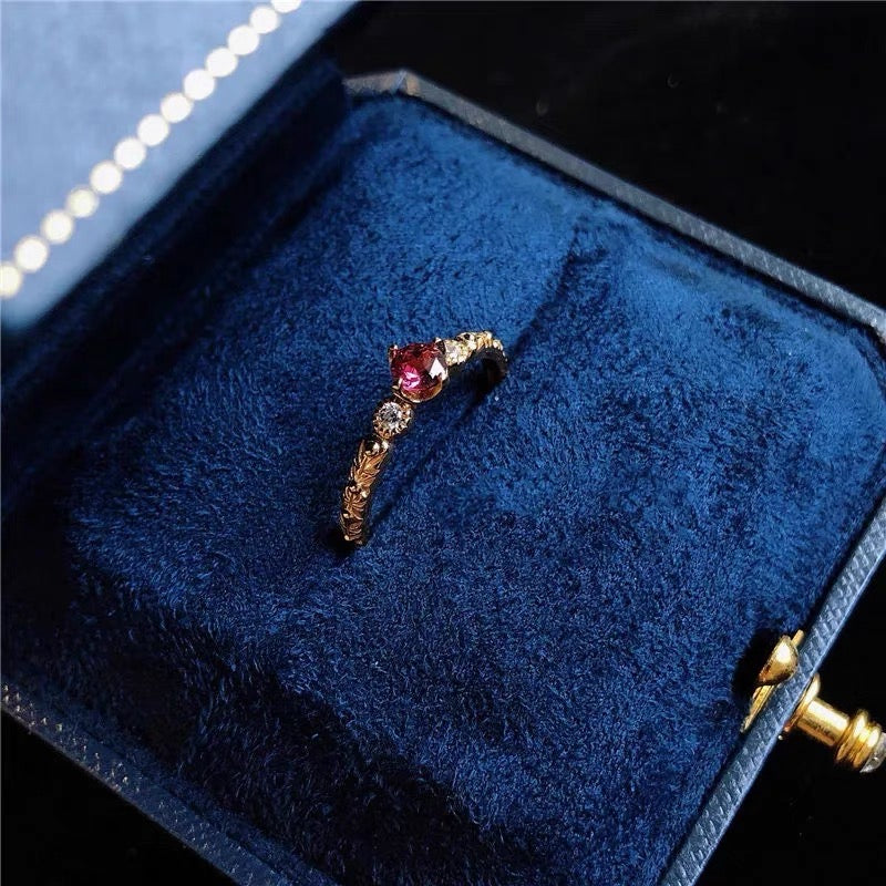 Magnesium Aluminum Garnet and Topaz Vintage Ring