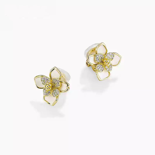 Elegant Floral Stud Earrings