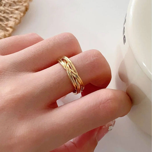 Entwine Rings Chic Gold-Tone Band