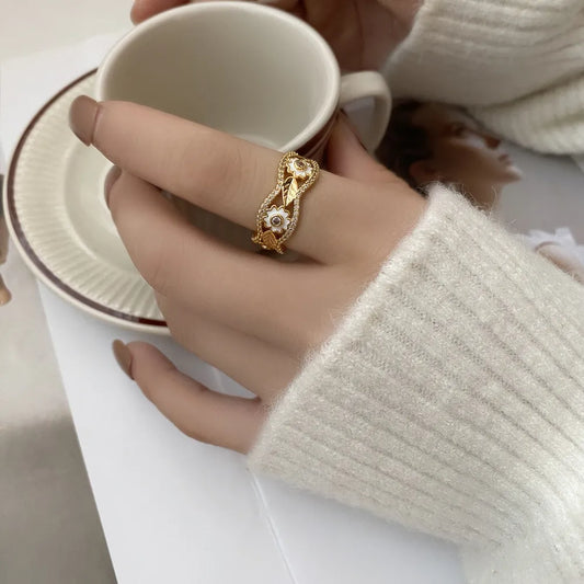 Vintage Floral Filigree Openwork Ring
