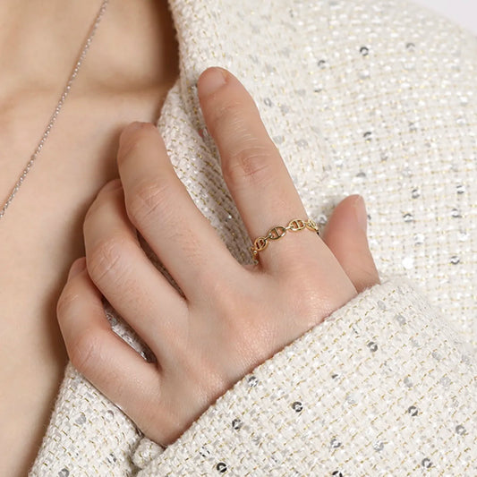 Minimalist Chain Ring - Gold Tone Open Band