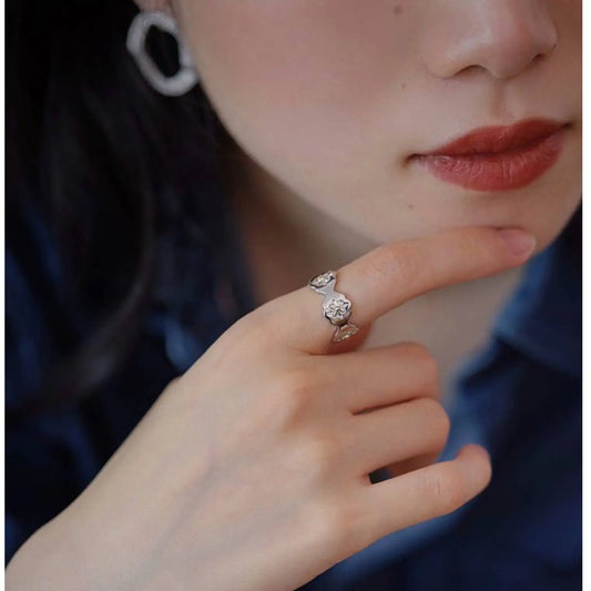 Retro Daisy Silver Ring