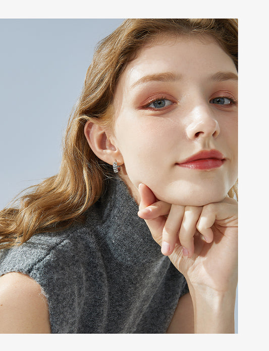 Wave Hoop Earrings - Trendy Retro Style