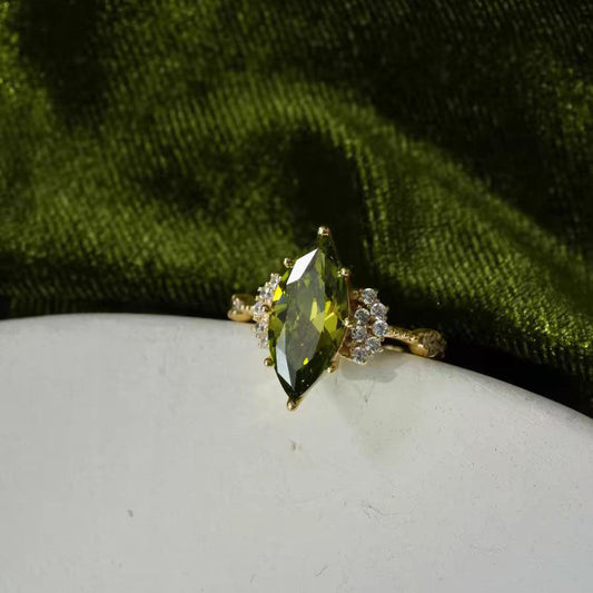 Vintage Olive Green Open Ring